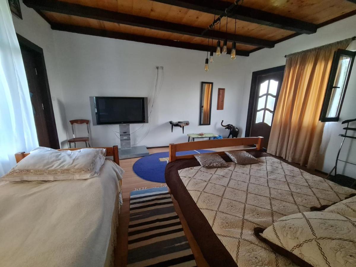 Jugul Taranului Agropensiune Polovragi, Gorj Vila Exterior foto